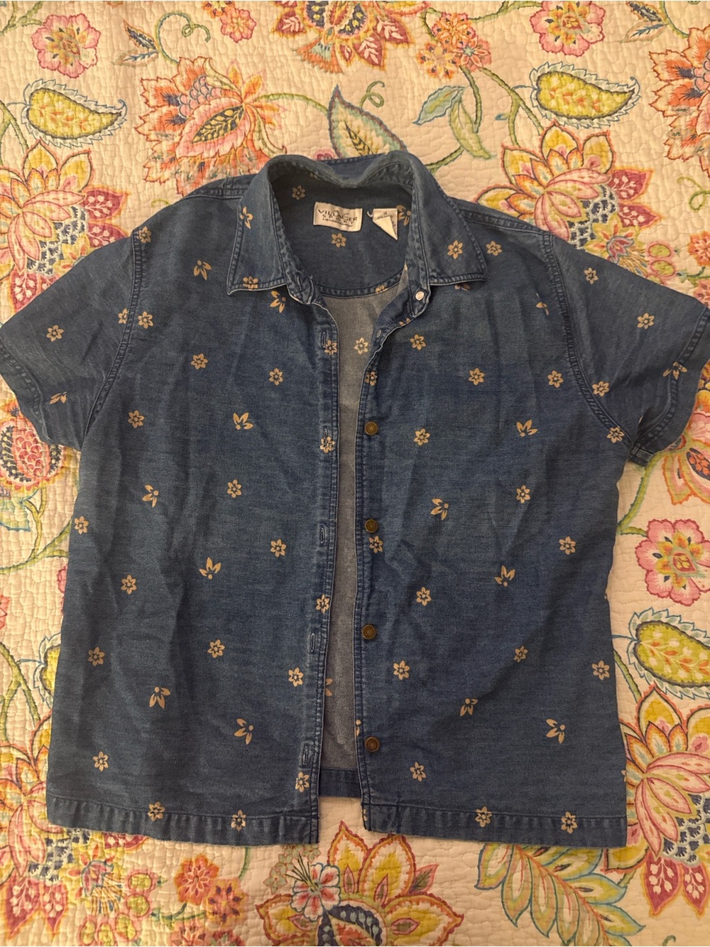 Women’s Denim Short-Sleeve Button-Up Shirt with Floral Embroidery - Blue